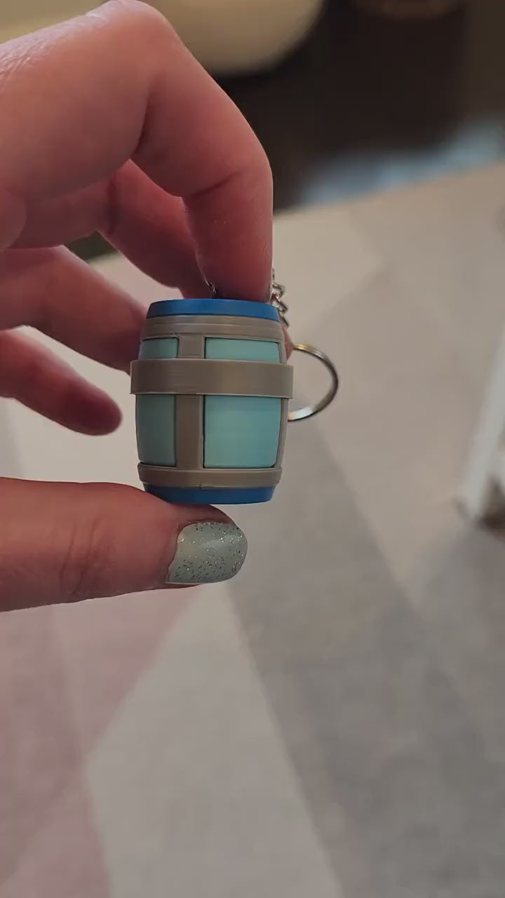 Battle Royale-Inspired Clicky Fidget Keychain | Clicking Gamer Keychain | Video Game Inspired Gift Ideas